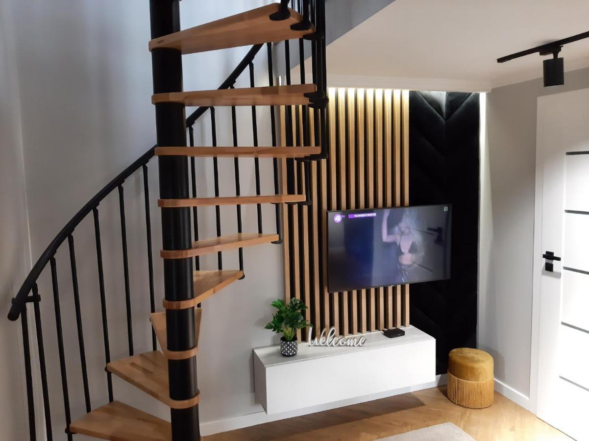 Apartament Willa Pod Sosnami Zator Przeciszow Esterno foto