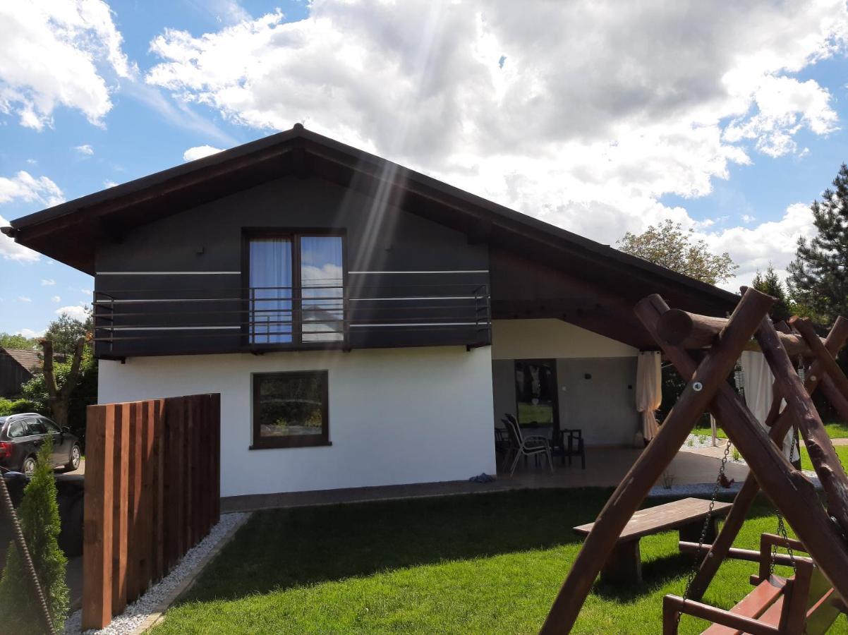 Apartament Willa Pod Sosnami Zator Przeciszow Esterno foto