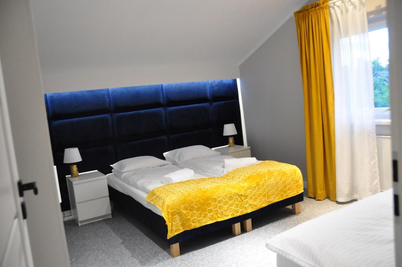 Apartament Willa Pod Sosnami Zator Przeciszow Esterno foto