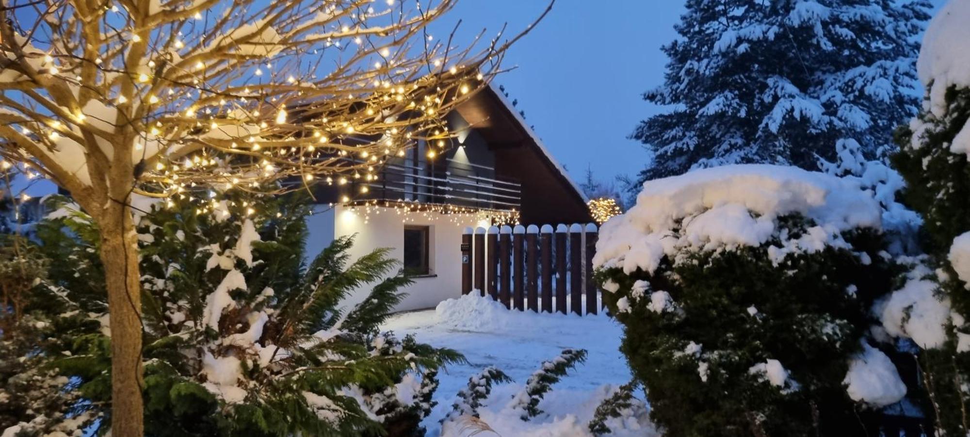 Apartament Willa Pod Sosnami Zator Przeciszow Esterno foto